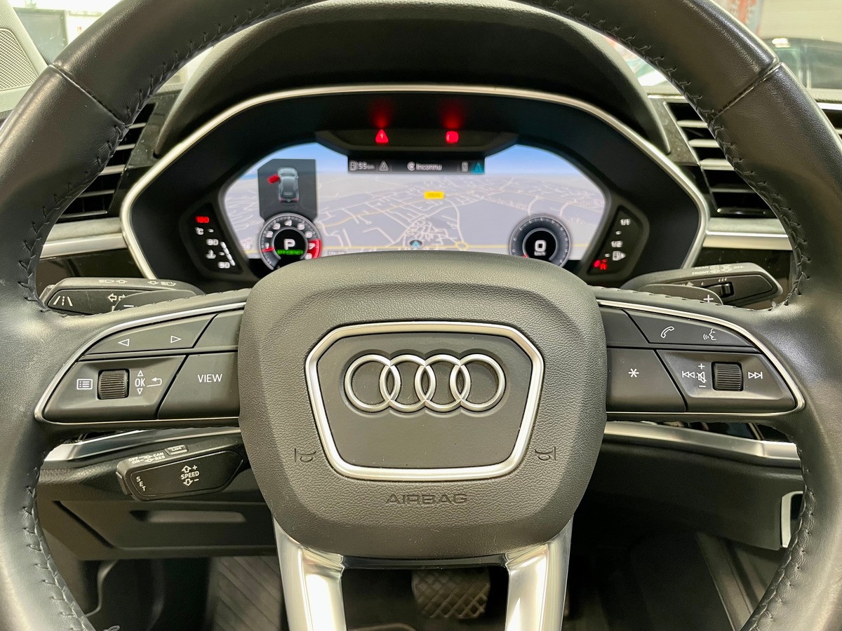 Audi Q3 II 35 TFSI 150 H Design luxe S Tronic 7 a