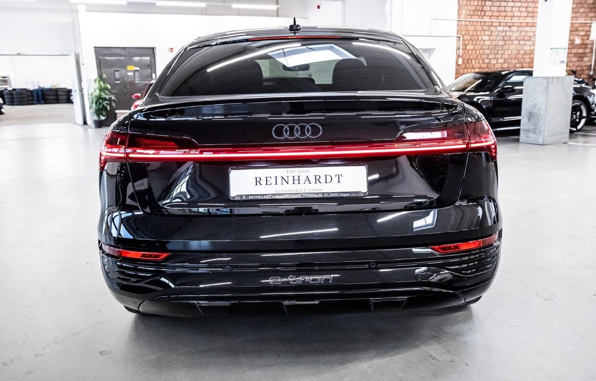 Audi Q8 e-tron 50 340ch S Line quattro Toit ouvrant Bang&Olufsen