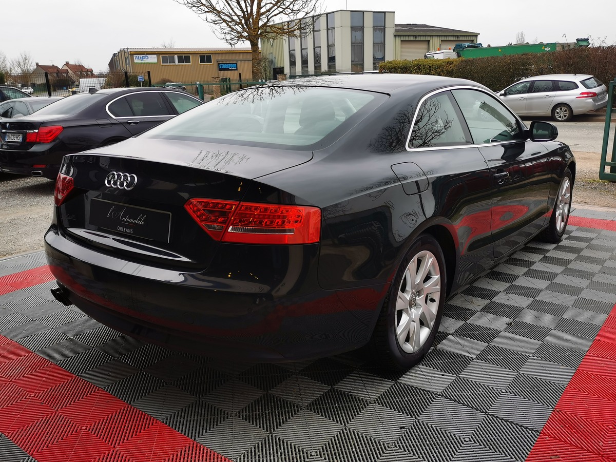 Audi A5 COUPE 2.0 TFSI 180 AMBITION LUXE