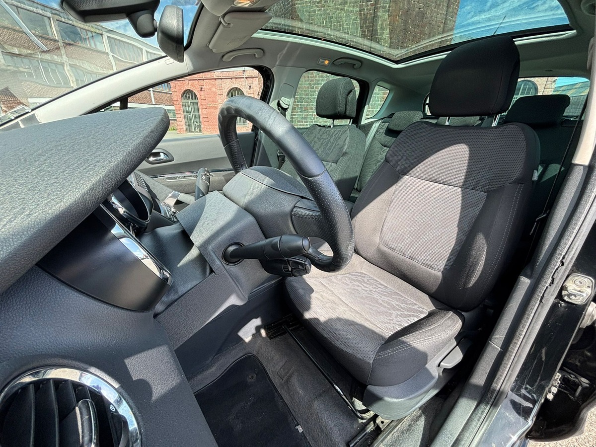 Peugeot 3008 2.0 HDI Premium Pack - ATTELAGE - DISTRIBUTION NEUVE - GARANTIE