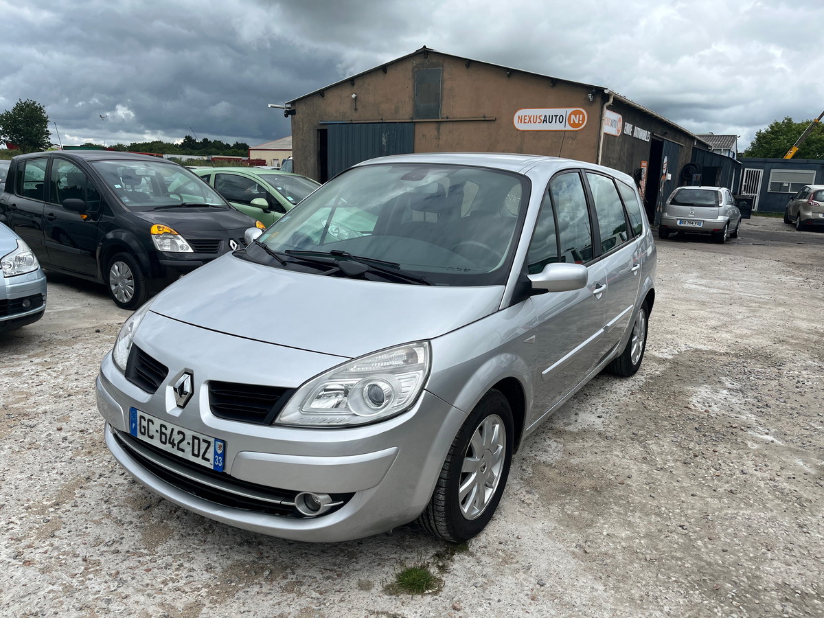 RENAULT Grand Scenic 1.5 dci - 105ch 103782km