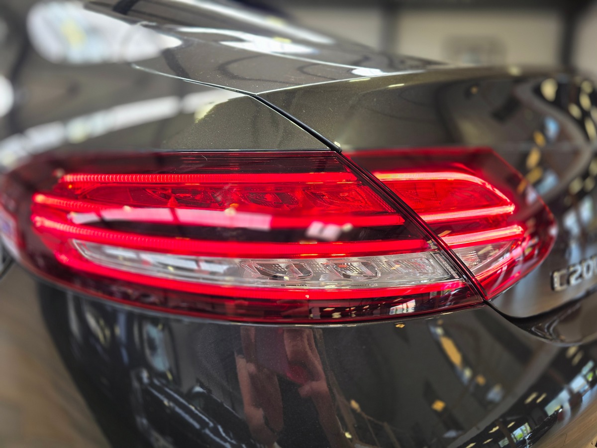 Mercedes-Benz Classe C 200 COUPE PHASE 2 AMG LINE 184 // TOIT OUVRANT / BURMESTER