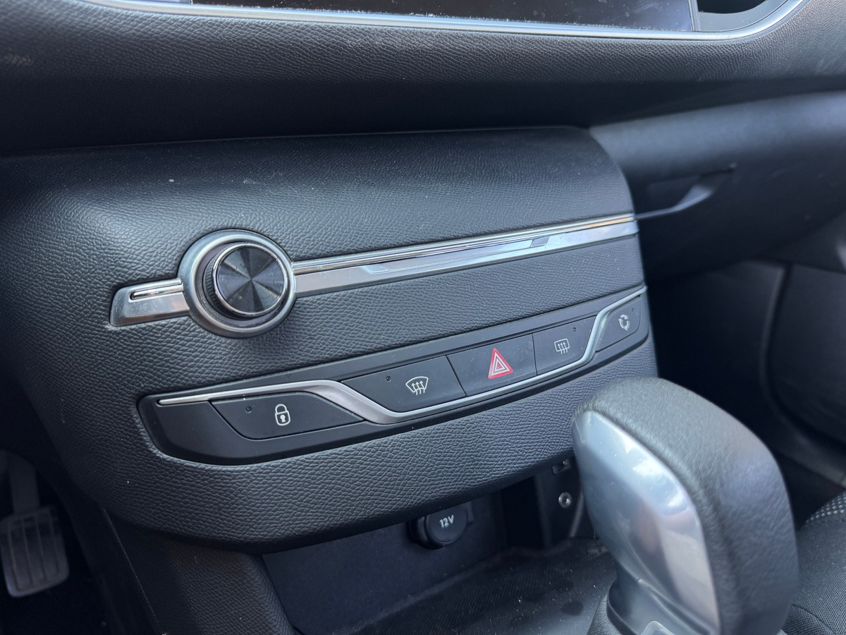 Peugeot 308 Allure II (T9) 1.2 e-THP 130 cv - Boîte auto - Distribution OK