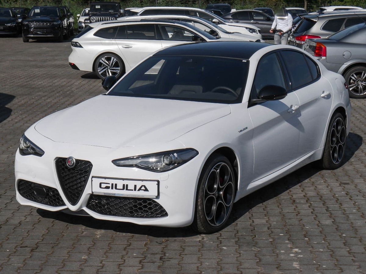Alfa Romeo Giulia 2.0 TB 280ch Veloce Q4 AT8 Toit ouvrant Harman-Kardon