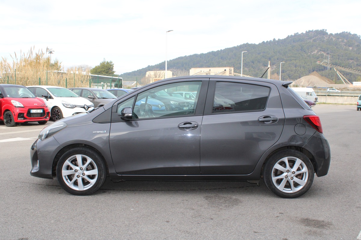 Toyota Yaris 1.5 Hybrid 75cv - Garantie 12 Mois