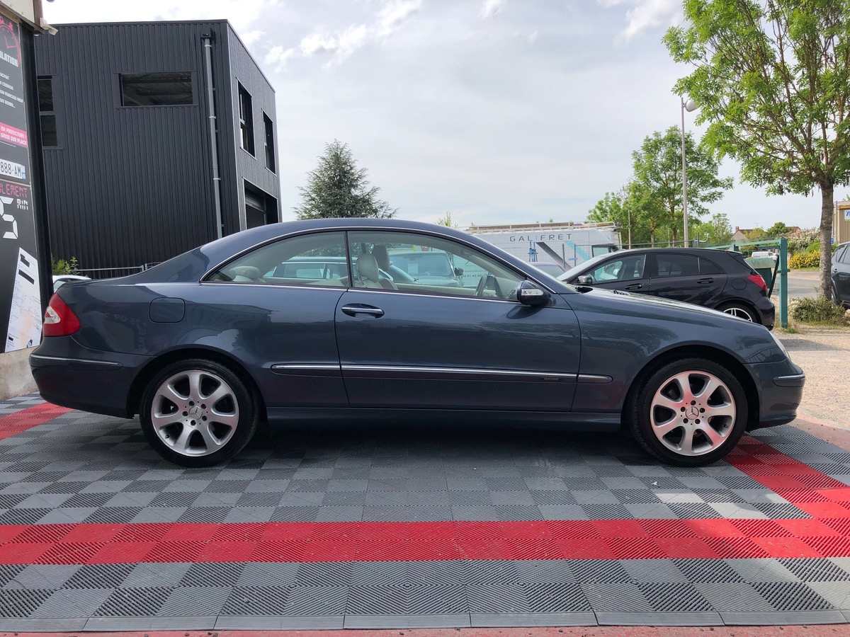 Mercedes-Benz Classe CLK 2.6i V6 170ch élégance v