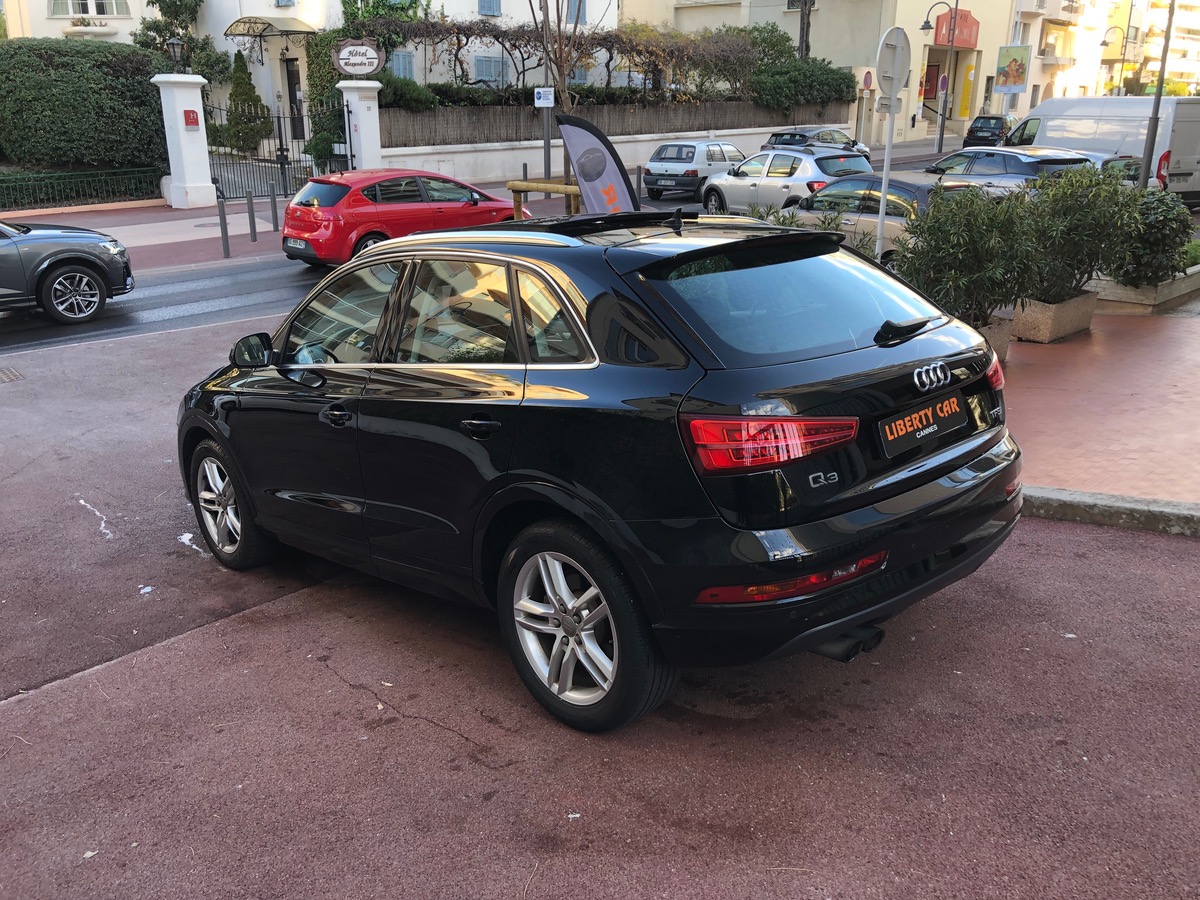 Audi Q3 1.4 tfsi 150 cv S-Line 1ère Main Phase 2/ Toit Ouvrant / GPS / Radars Av-AR