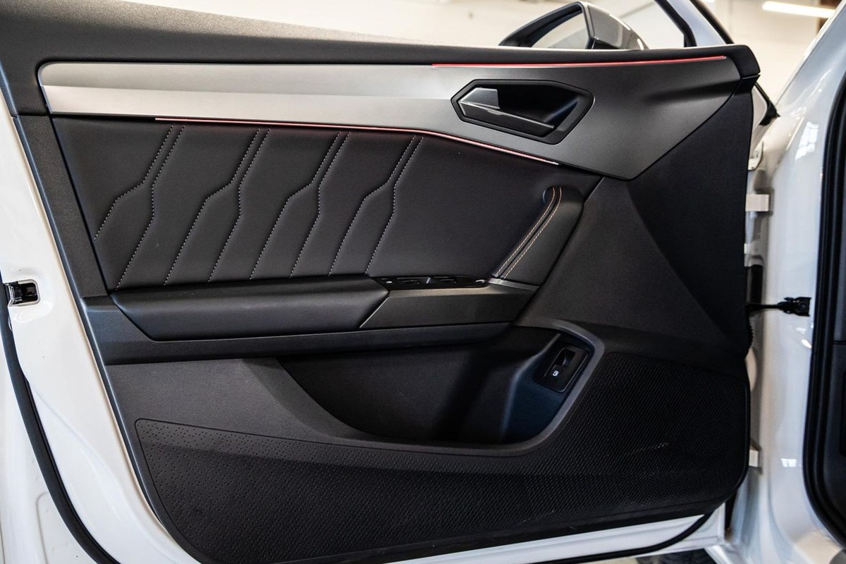 Cupra Leon 1.4 e-Hybrid 245ch Vz