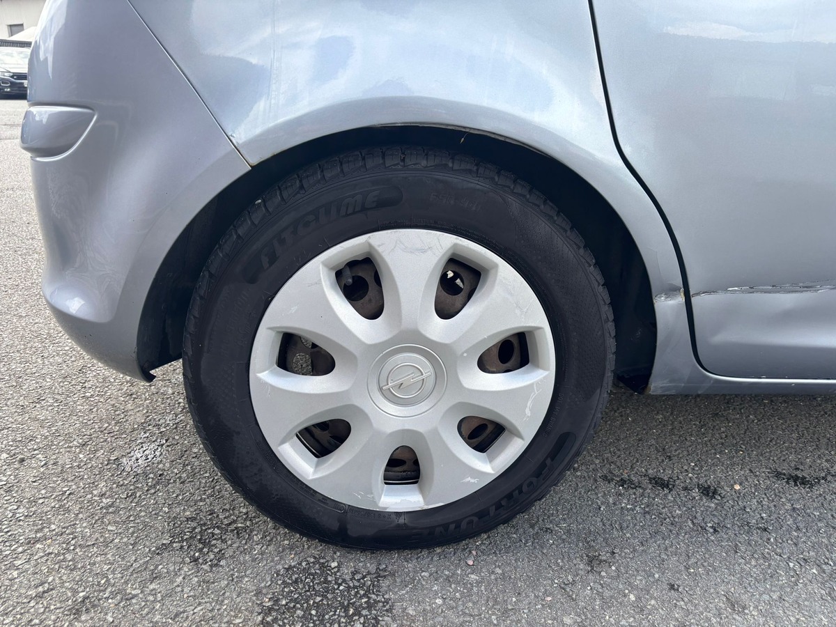 Opel Corsa 1.2 80 TWINPORT - 5 PORTES - Révisée - Garantie