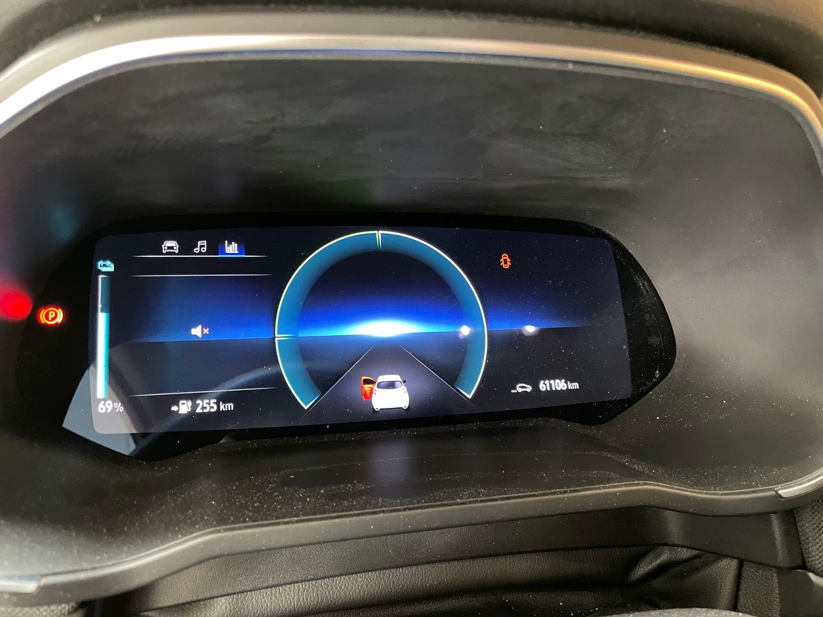 RENAULT Zoe R110 life 40KWH location charge
