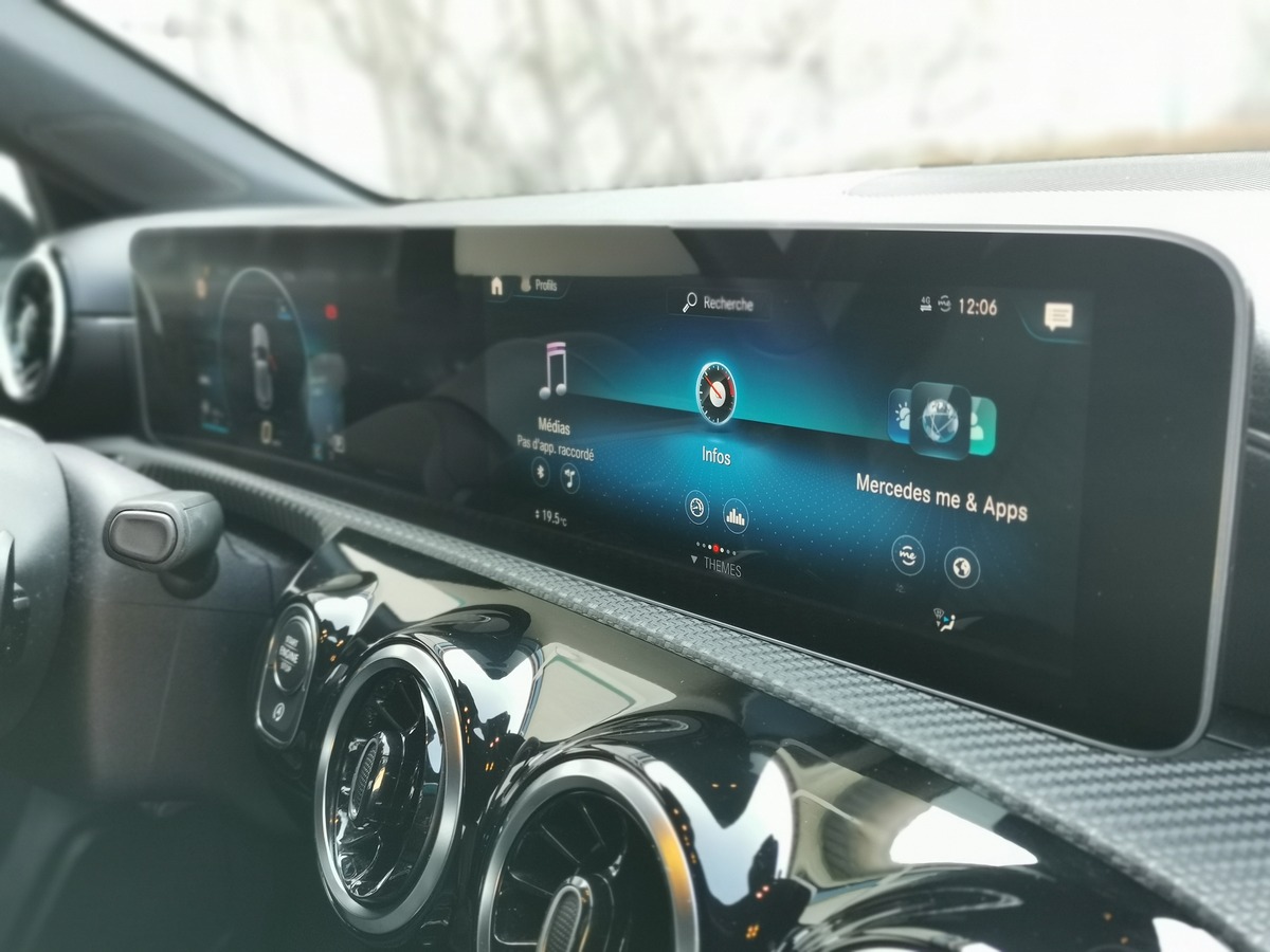 Mercedes-Benz Classe A 180 d 7G-DCT BUSINESS LINE CAM v