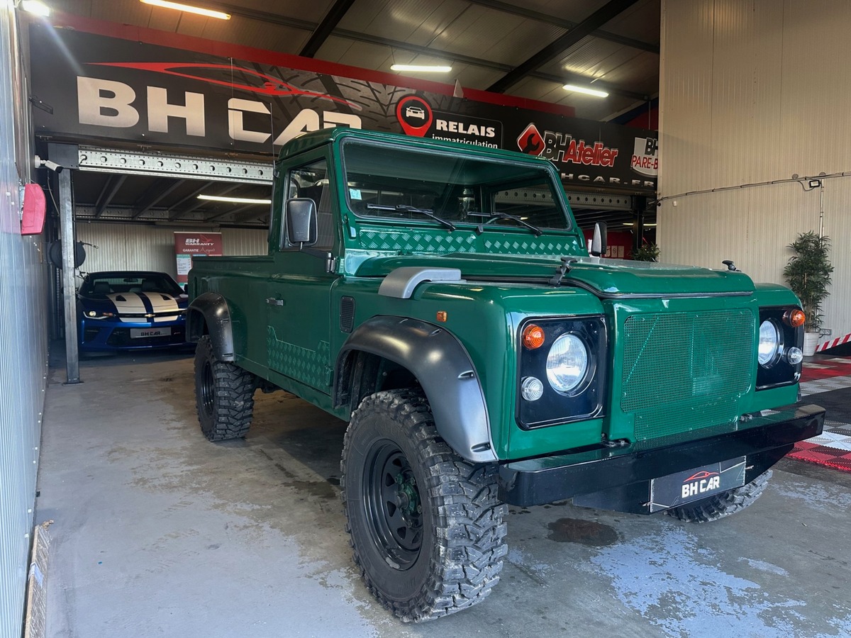 Image: LAND ROVER DEFENDER 110 2.5 113ch