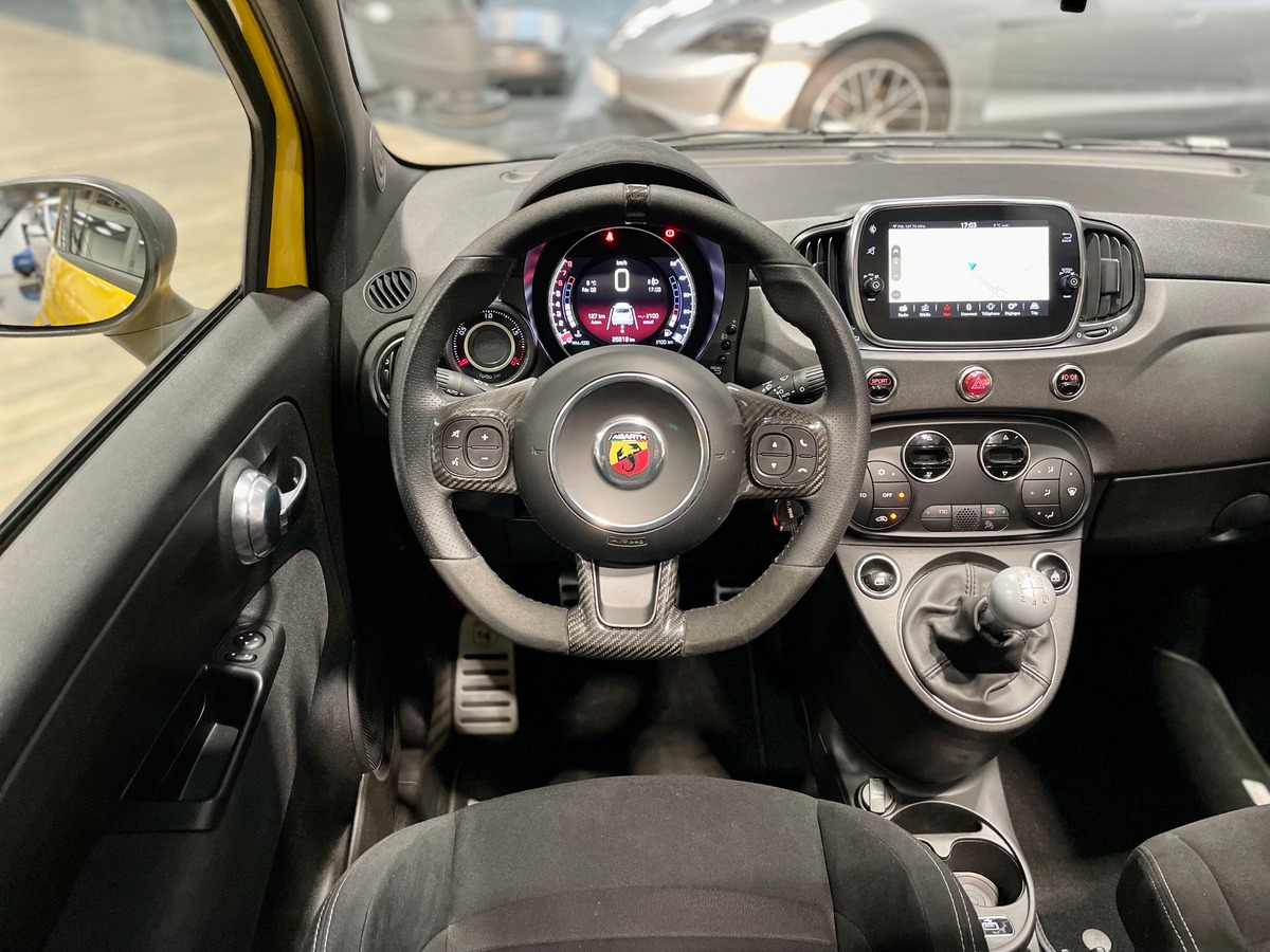 Abarth 500 1.4 Turbo T-Jet 180 595 Competizione