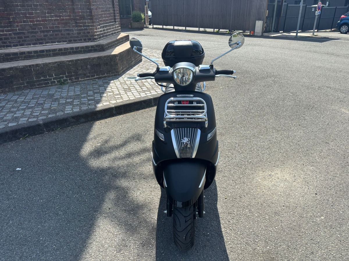 Peugeot DJANGO 125cc ABS DARK - Top case - Porte bagage avant