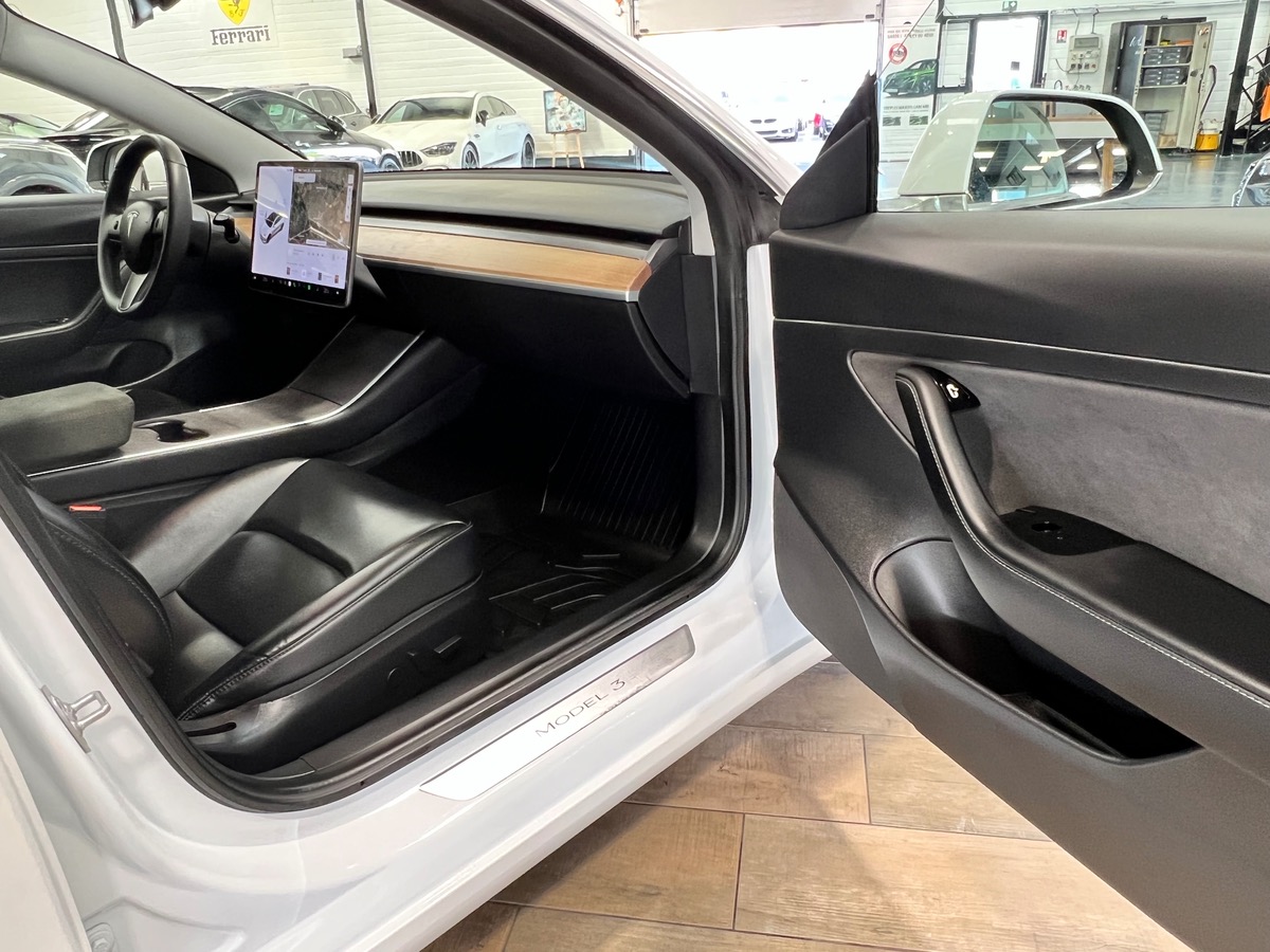 Tesla Model 3 STANDARD PLUS 2020 325CV