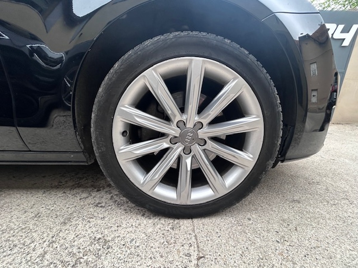 Audi A7 AUDI A7 3L TDI - 245CV- AVUS