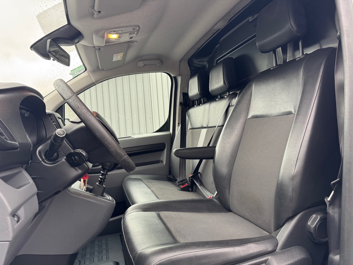 Citroën Jumpy 1.6 BHDI 115CH BUSINESS / PRIX HORS TAXE