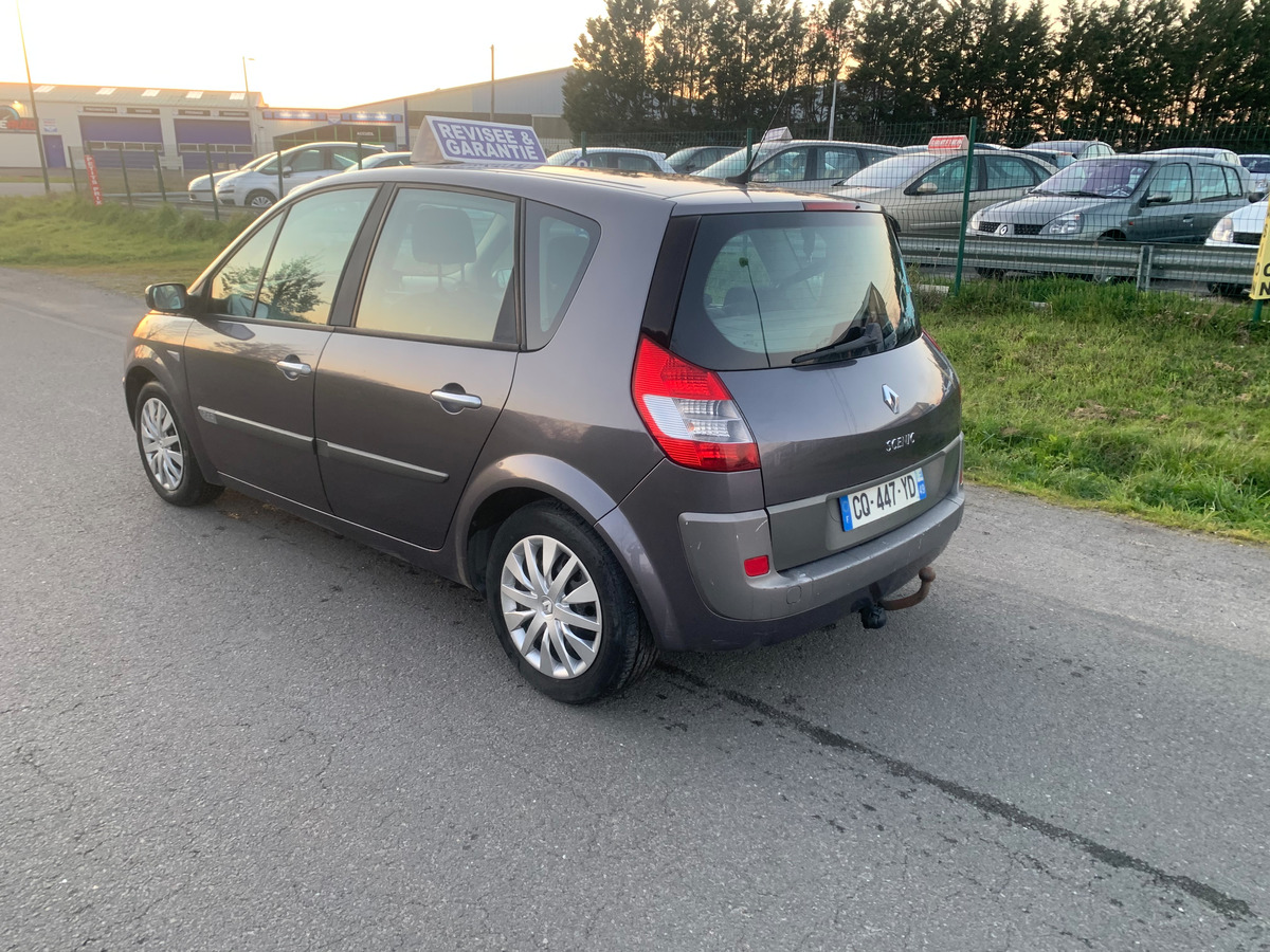 RENAULT Megane scenic 1.9 dci - 125ch 205016km