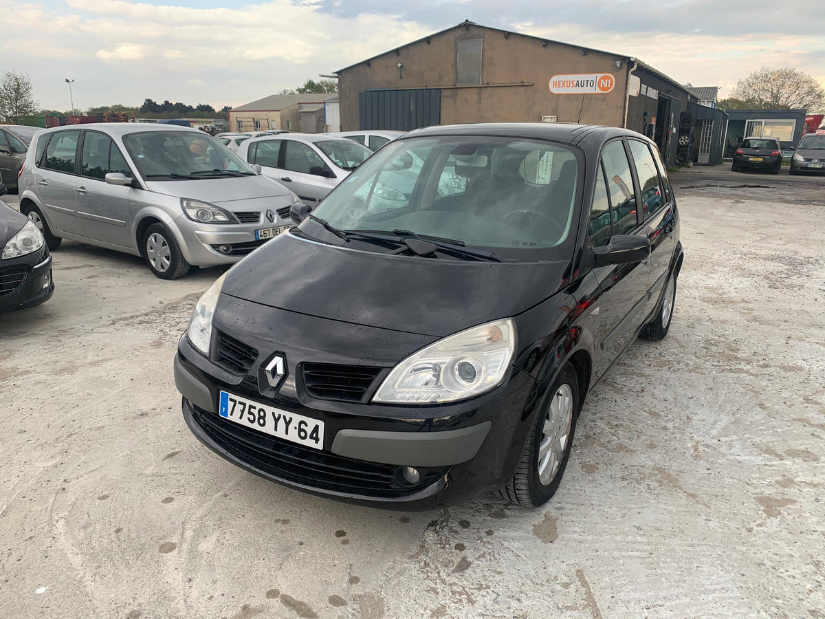 RENAULT Megane scenic 2.0i 135CH 120743km