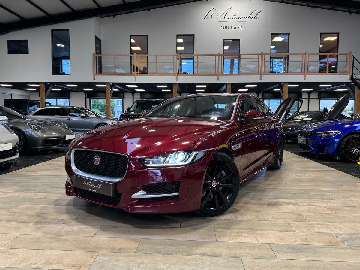 Jaguar XE 2.0 Ti 240CV R-SPORT BVA8 ODYSSEY RED