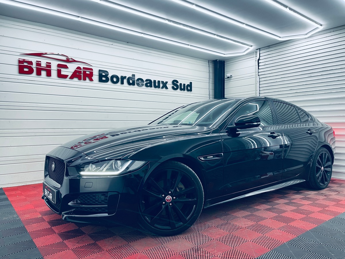 Image: Jaguar XE Jaguar XE 2.0 D 180 ch BVA8 R-SPORT ULTIMATE BLACK / Suivi JAGUAR