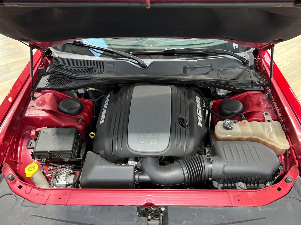 Dodge Challenger 5.7 i V8 371 HEMI R/T PLUS CAM/TO