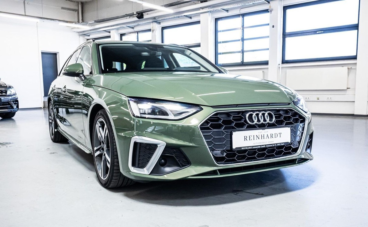 Audi A4 Avant V 40 TDI 204ch S line S tronic 7