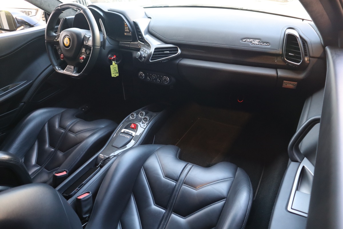 Ferrari 458 Italia 570 cv V8  Echappement Capristo - Nero Daytona - Pack Carbone 