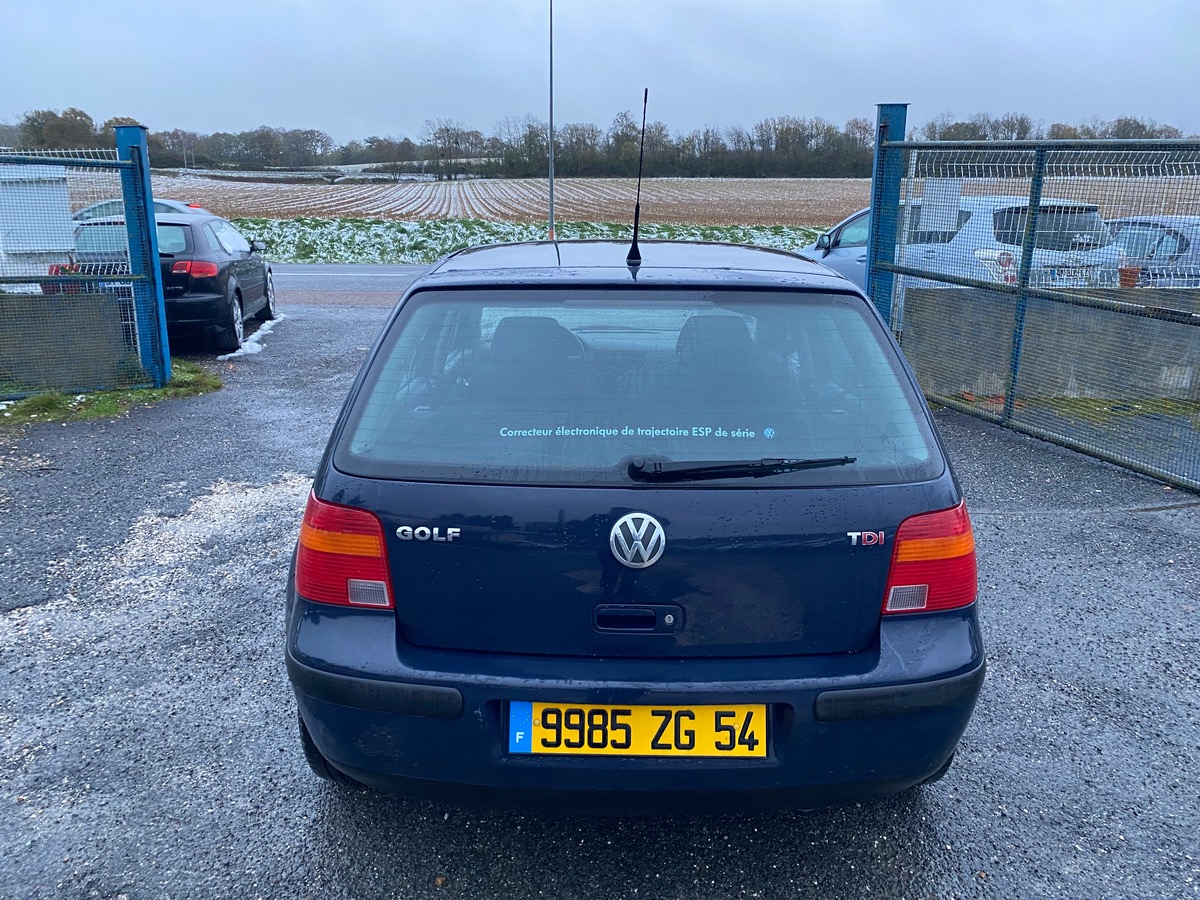 Volkswagen Golf 4 1.9 tdi 100cv confort 1ère main