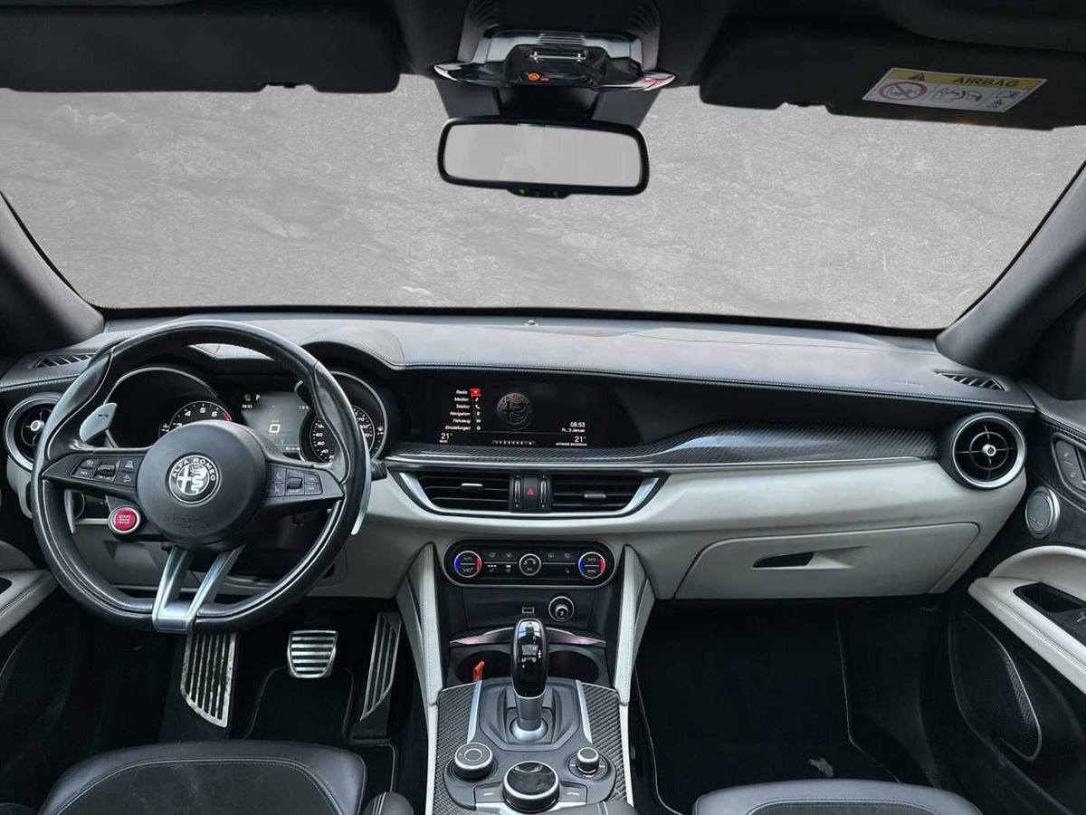Alfa Romeo Stelvio 2.9 V6 510ch Quadrifoglio Q4 AT8 Toit ouvrant Harman-Kardon