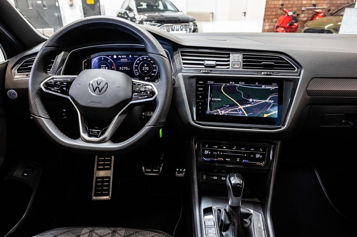 Volkswagen Tiguan Allspace 2.0 TDI 200ch R-Line 4Motion DSG7 Toit ouvrant 7 places