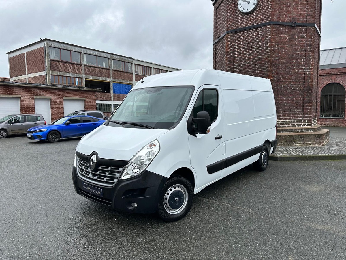 RENAULT Master Phase 2 Traction Fourgon L2H2 F3300 2.3 dCi 16V Energy 145 cv