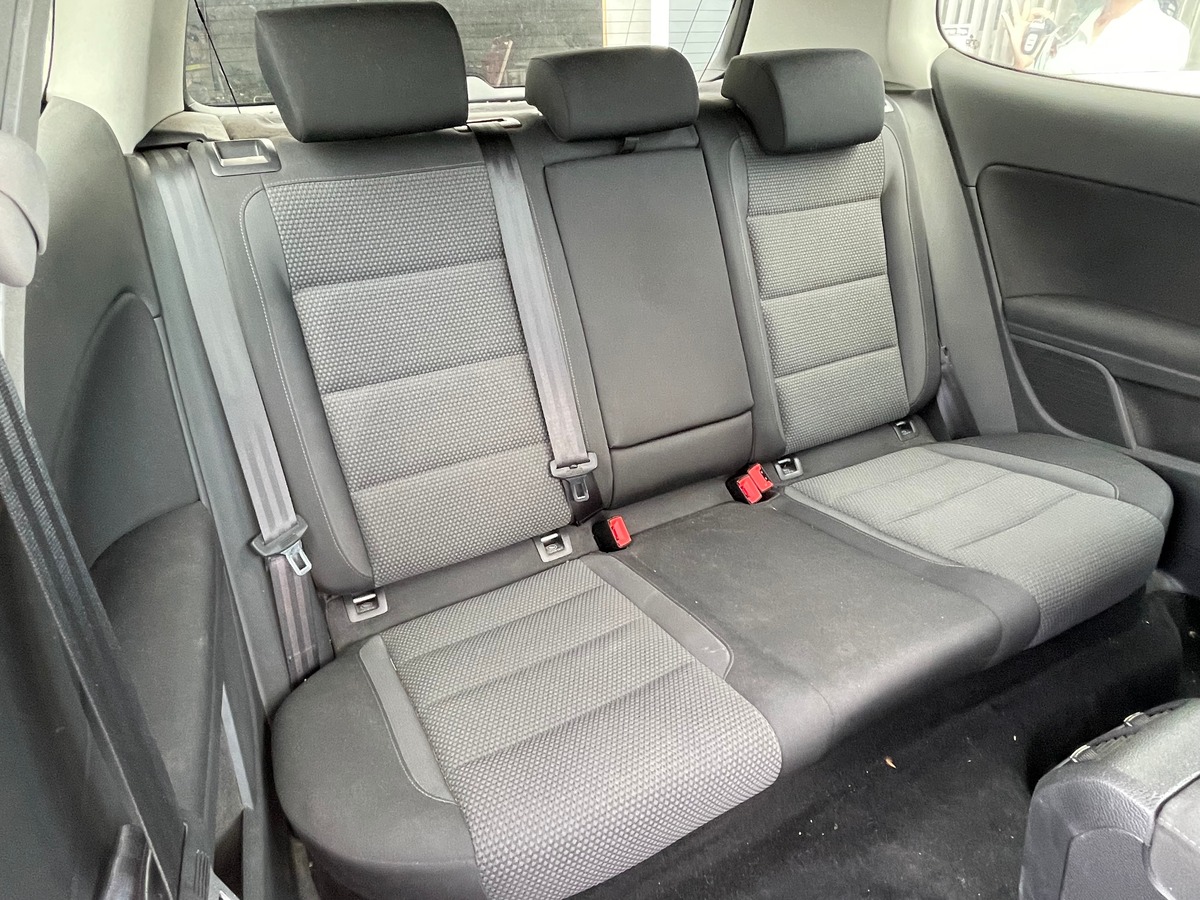 Volkswagen Golf VI 5 Portes 1.6 TDI 16V FAP 105 cv