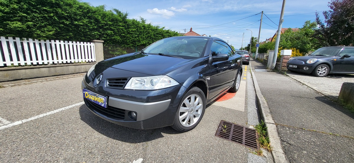 RENAULT Megane CC II (E84) 2.0 dCi 150ch Exception  KARMANN