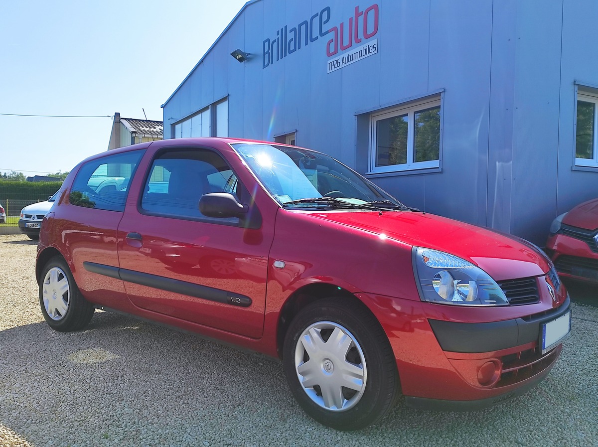 RENAULT Clio II 1.2i 60 Campus Authentique