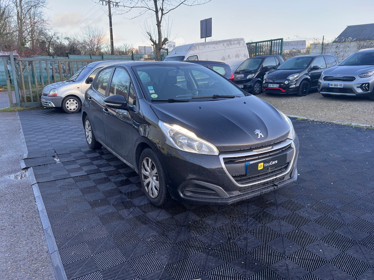 Peugeot 208 Phase 2 5 Portes 1.6 Blue HDi 75 cv - IDEAL JEUNE PERMIS - MOTEUR FIABLE - CARPLAY