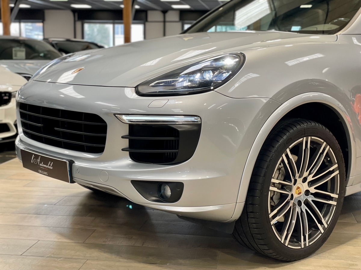 Porsche Cayenne II (2) 4.2 V8 385 Platinium Ed. h