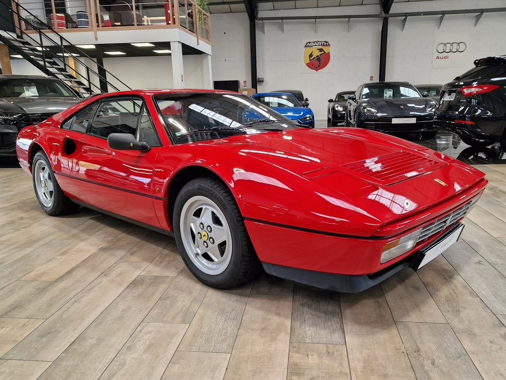 Ferrari 328 GTB 3.2 V8 270 DISTRIBUTION OK E