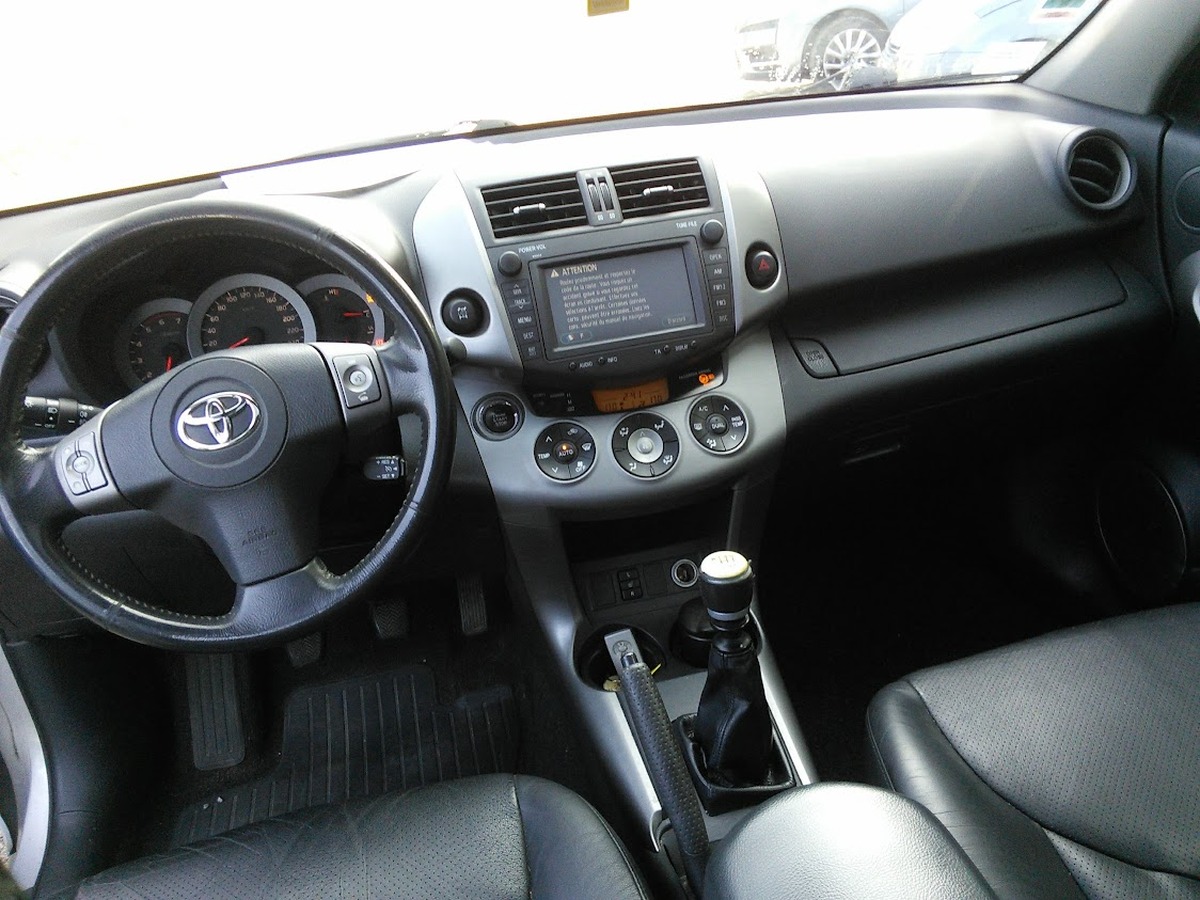 Toyota RAV4 2.2 D-4D 4WD 136