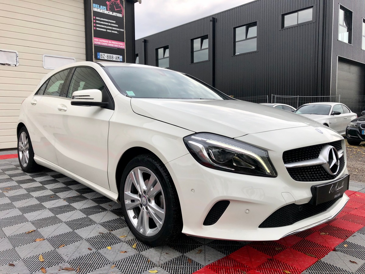 Mercedes-Benz Classe A 180D SENSATION 7G-DCT CLASSE az