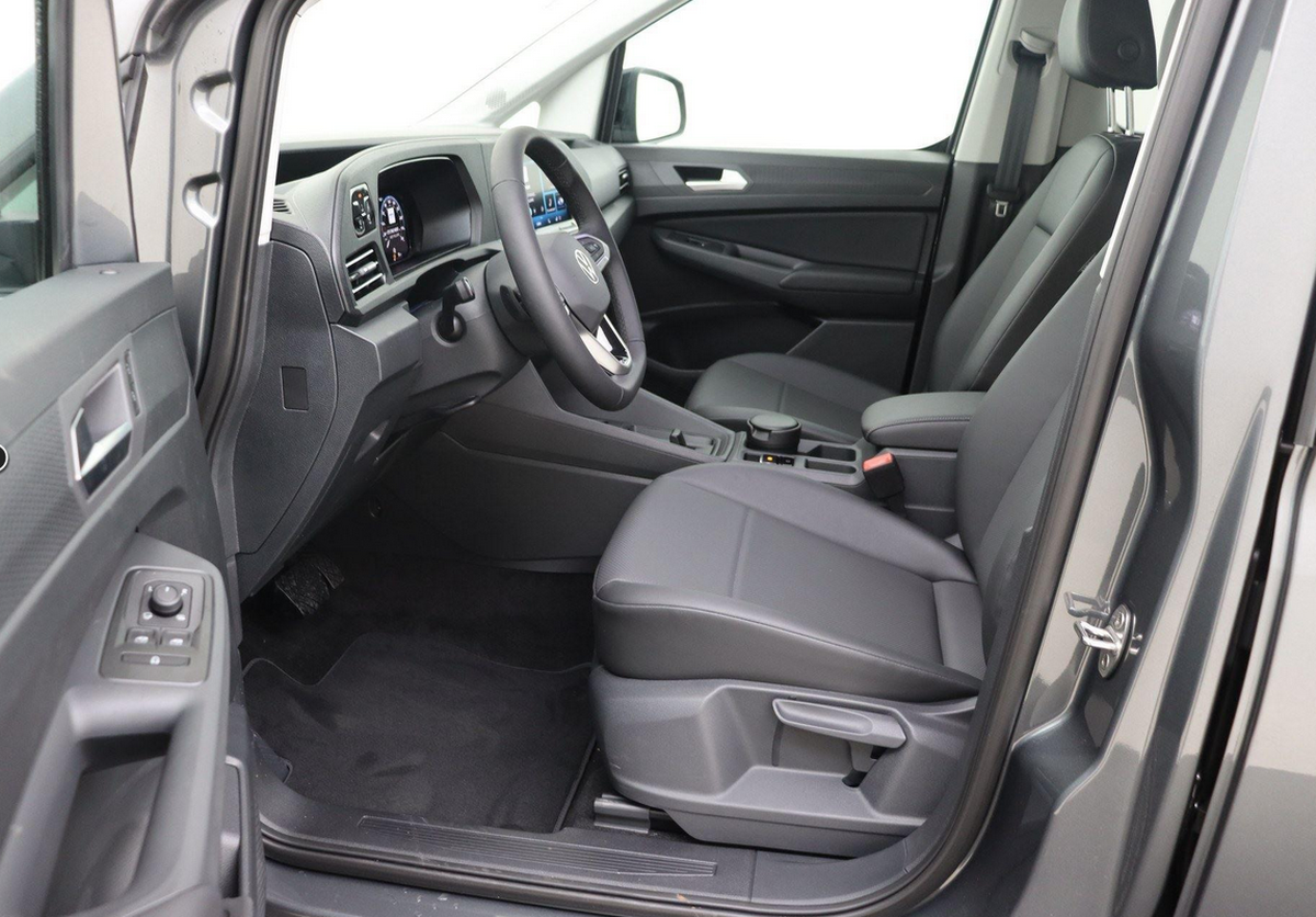 Volkswagen Caddy Life SWB 7pl 1.5 TSI 115 hp DSG7