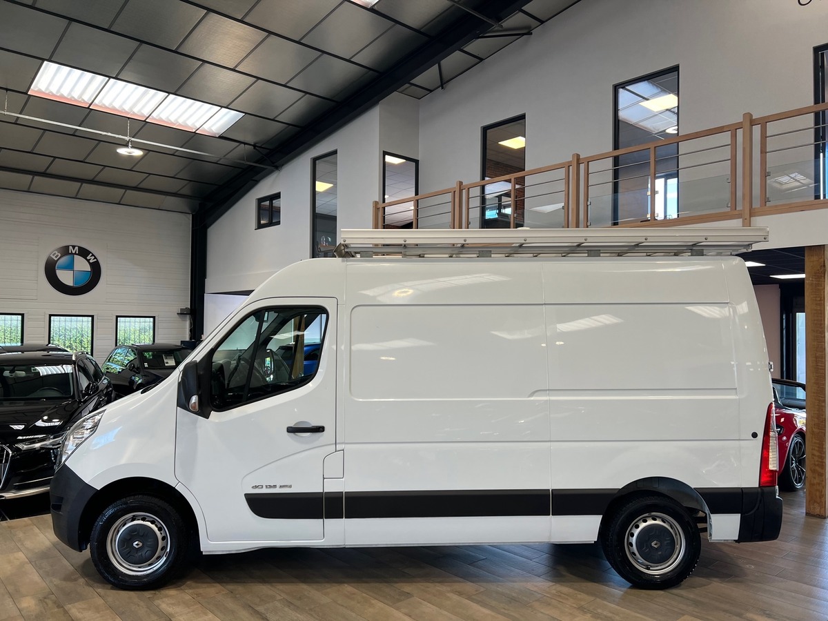 RENAULT Master FOURGON L2H2 DCI 135 GPS BT RADAR