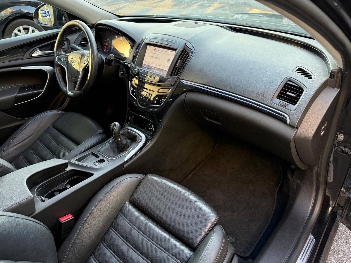Opel Insigna Sport Tourer Cosmo 1.6 CDTI  136 CV start /stop 4XCB