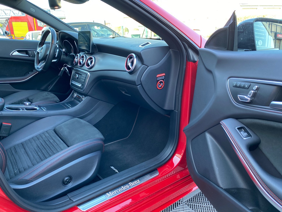 Mercedes-Benz CLA 200 fascination AMG 156ch TO