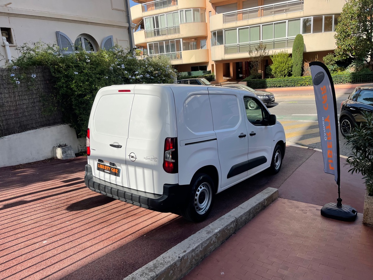 Opel Combo Cargo 1.5d 102 CV / CARPLAY /