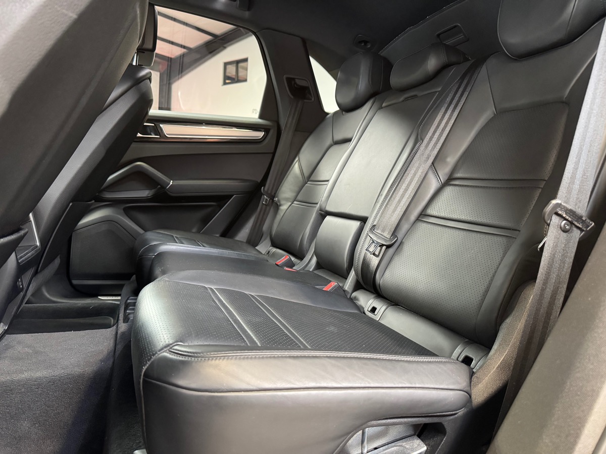 Porsche Cayenne E-HYBRID V6 462CV TIPTRONIC FR/PDLS+/ CARPLAY