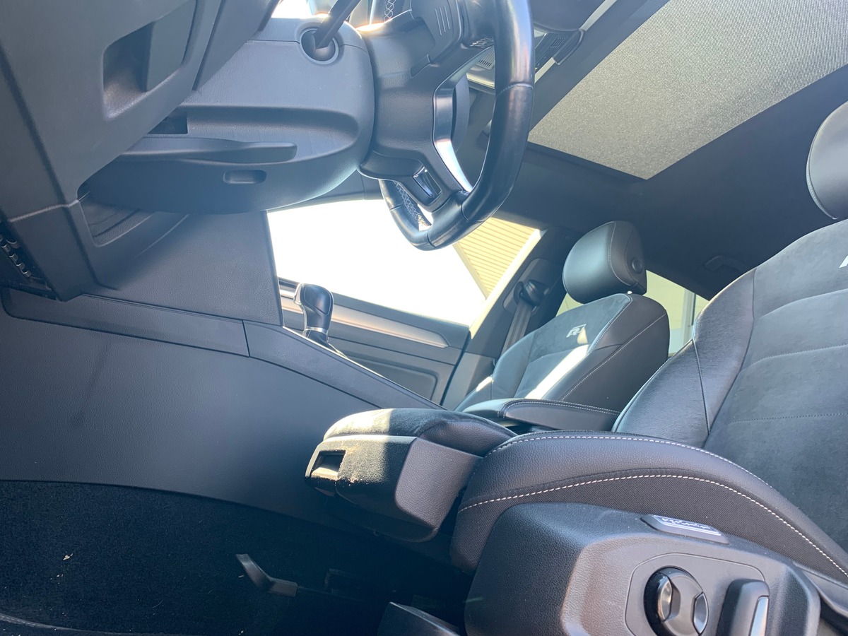 Volkswagen Arteon R-LINE