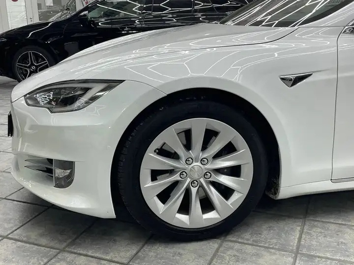 Tesla Model S 100D Dual Motor