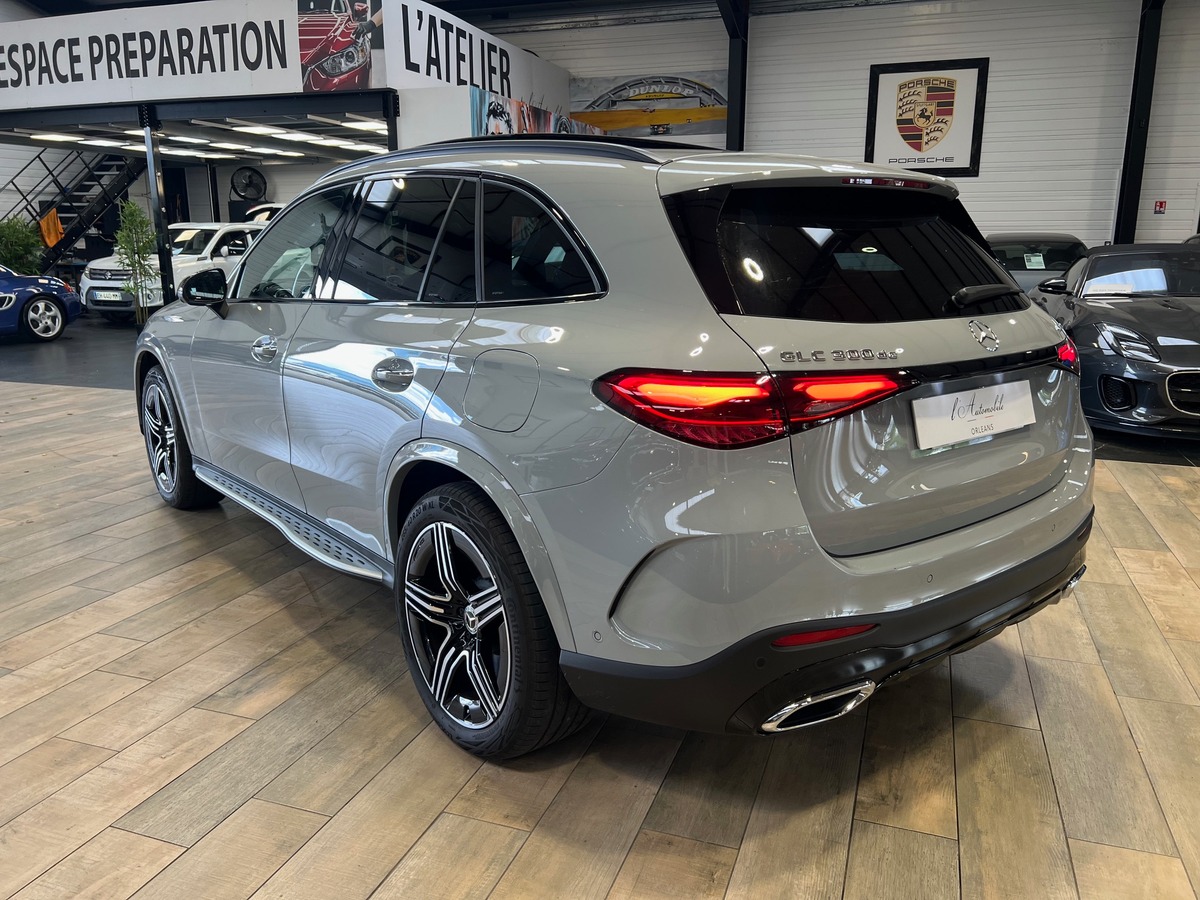Mercedes-Benz Class GLC II 300 DE HYBRID EQ 4MATIC AMG LINE + 9G-TRONIC