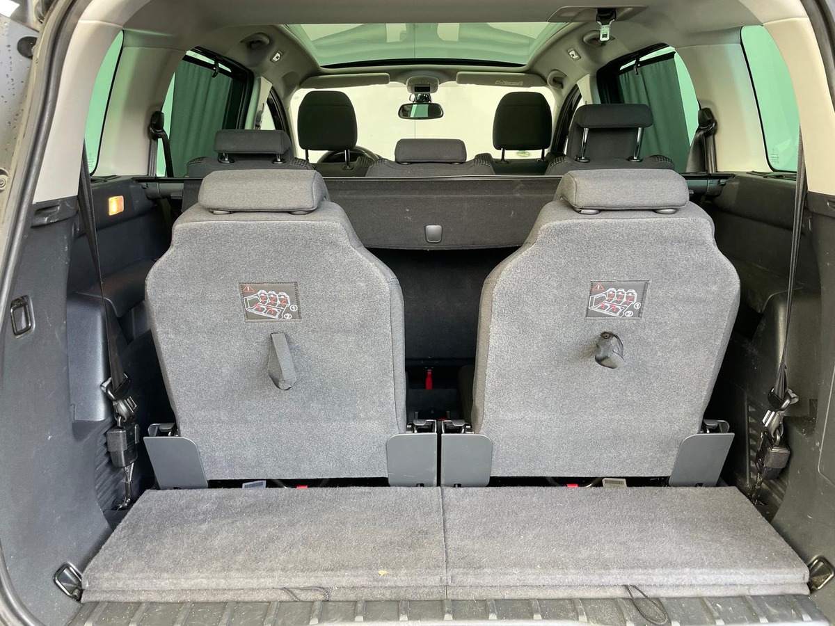 Peugeot 5008 1.6 BLUE-HDI 115 7 PLACES ALLURE